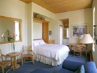 Independence Square Lodge