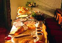 Alpenhotel T�sch
