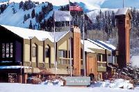 Yarrow Resort Hotel